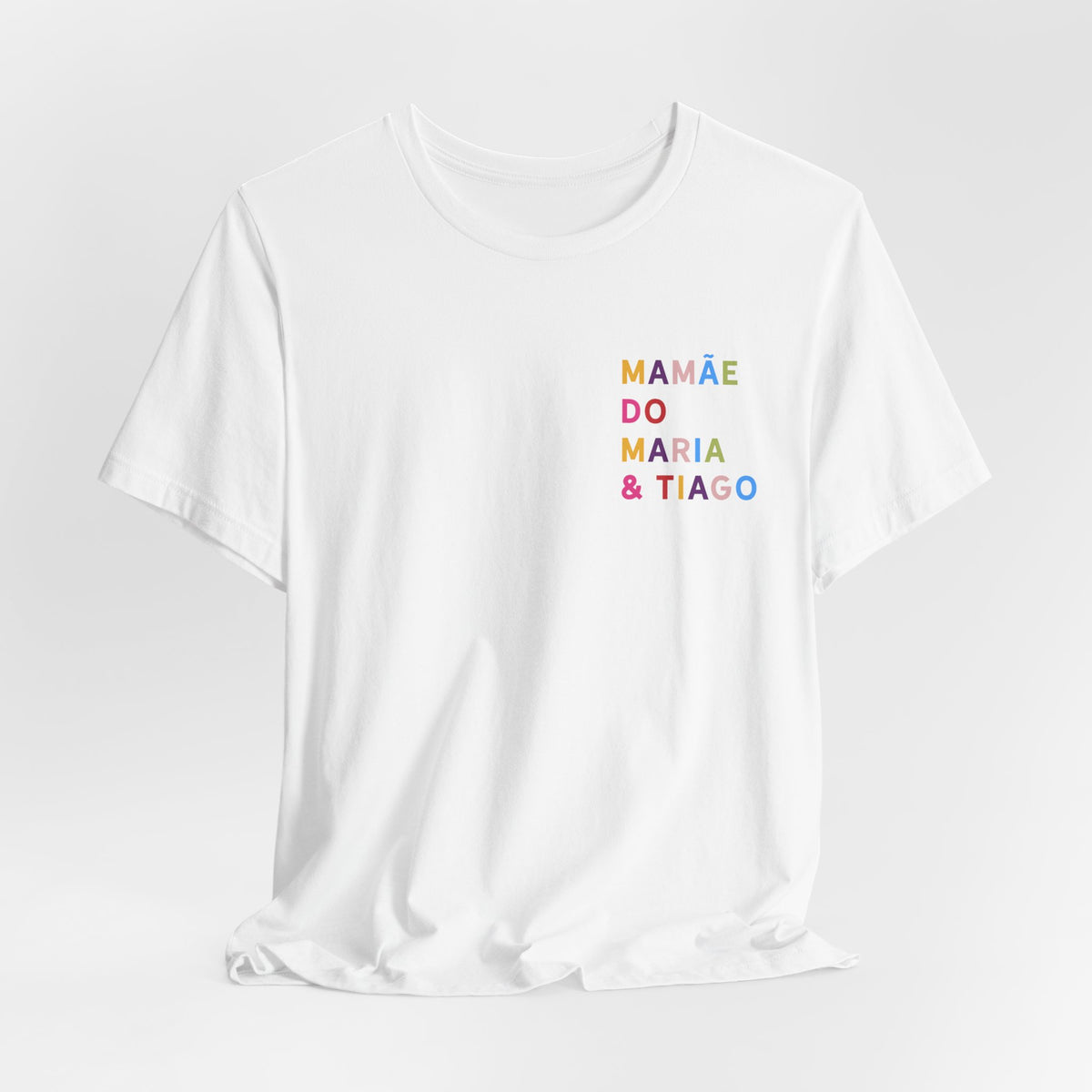 Camiseta Mamãe de Nome Multicolorido